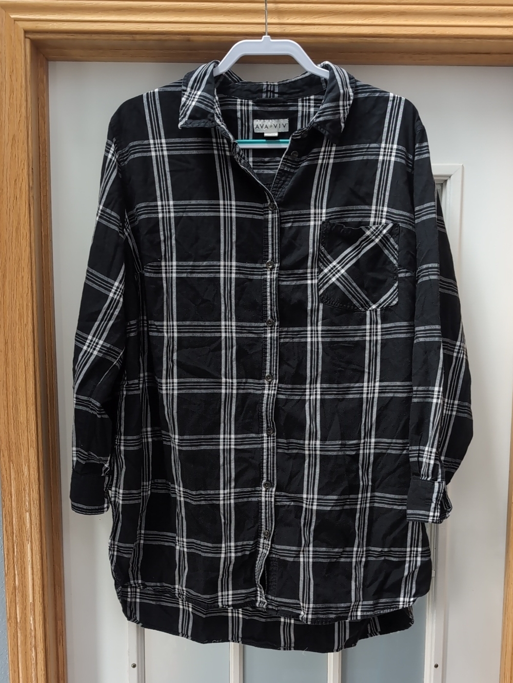 Ava & Viv Black and White Plaid Tunic Shirt